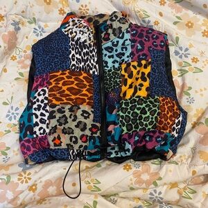 SHEIN crop puffer vest gyaru animal cheetah leopard print rainbow graphic size L
